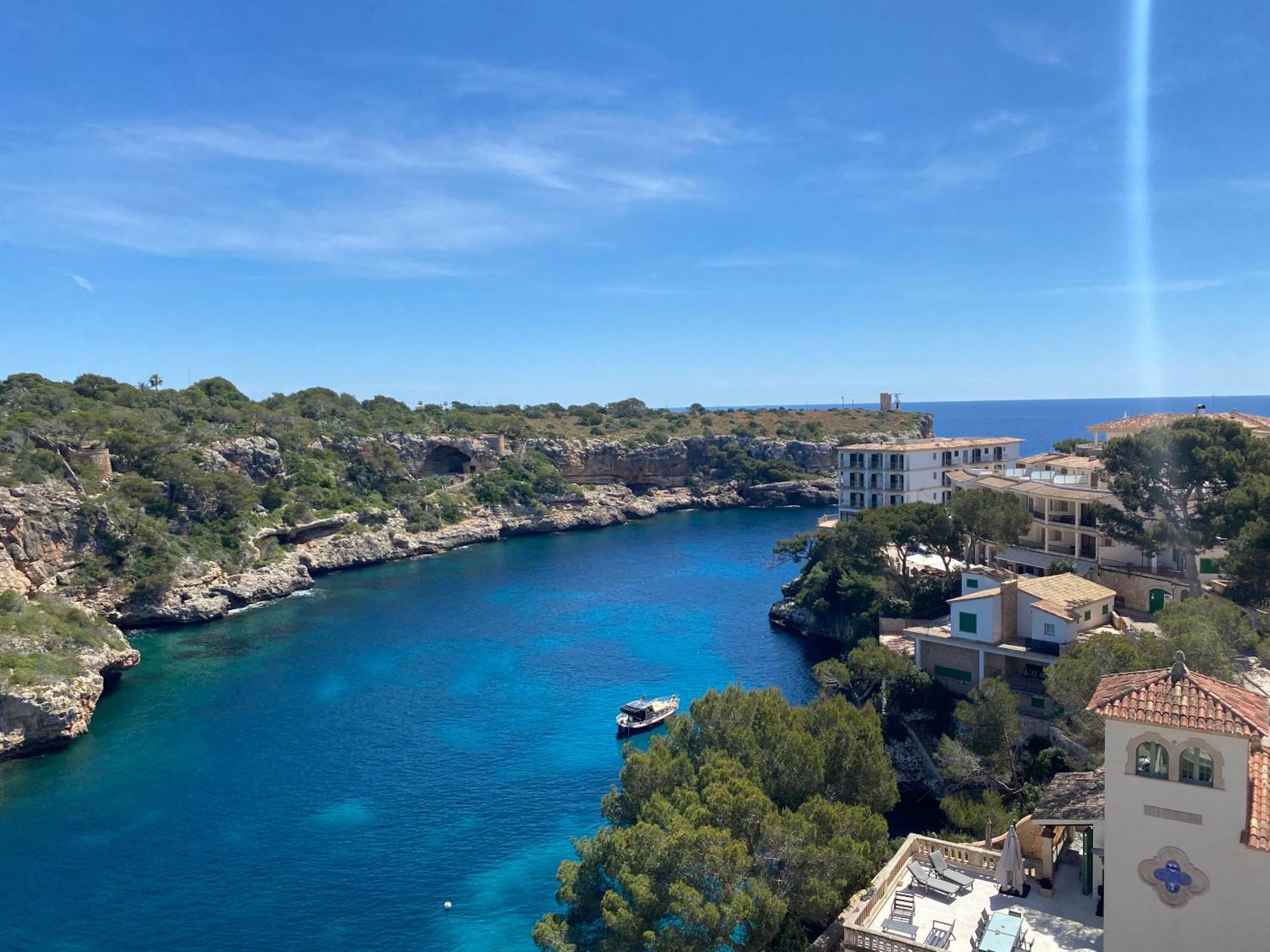 Hostal Restaurante Cala Кала Фигера Екстериор снимка